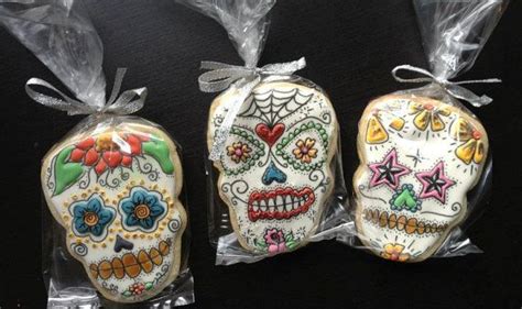 Day Of Dead Sugar Skull Cookies By Sweetwildflour On Etsy Skull Cookies Sugar Cookies