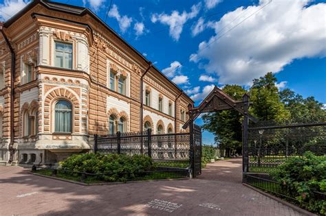 San Galli Mansion In St Petersburg