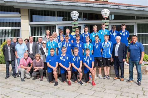 Você pode encontrar a classificação do campeonato, resultados atuais das equipes e a programação dos. OKS Stomil Olsztyn im Wallenhorster Rathaus empfangen ...