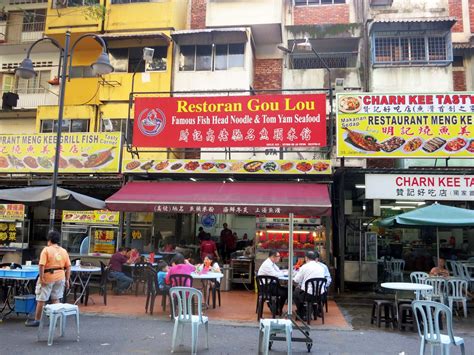 Dji osmo pocket hosting a lot of hawker. serenechoo.com: Morning nasi lemak at Jalan Alor, Kuala Lumpur