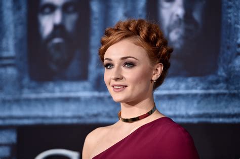 Sophie Turner Was The Queen Of The Game Of Thrones Season 6 Premiere