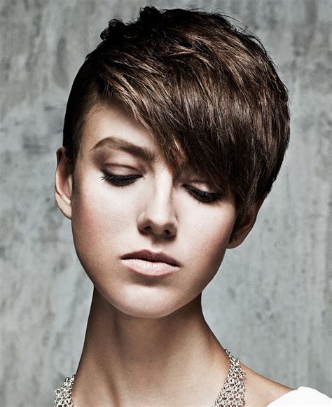 15 Cool Short Straight Hairstyles For Women Styles Weekly