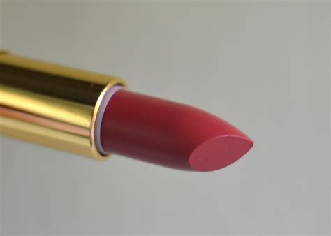 Presented By P Revlon Super Lustrous Lipstick In Teak Rose And Fire Ice Review And Swatches