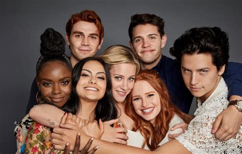 Riverdale Veronica Lodge Camila Mendes Betty Cooper