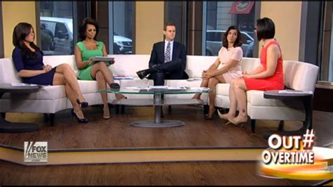 Andrea Tantaros And Harris Faulkner And Rachel Campos Duffy Hot Legs