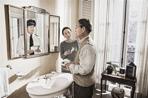 Reflections Portraits Of The Elderly Seeing Their Younger Selves