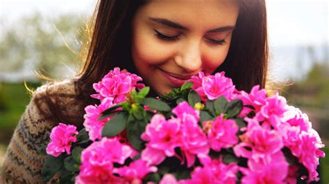 10 ароматных цветов с самым приятным запахом