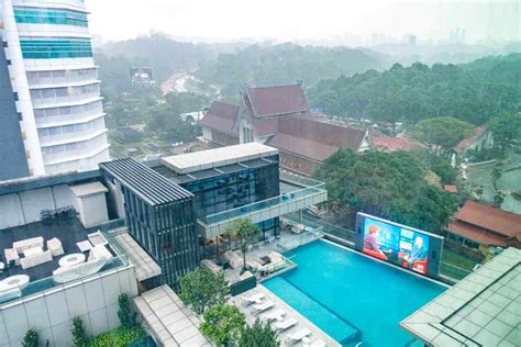 Regis kuala lumpur poskytuje bazén a snídani, což přispěje k příjemnému oddychu během vašeho rušného dne. Avis sur l'hôtel The St. Regis Kuala Lumpur | milesopedia