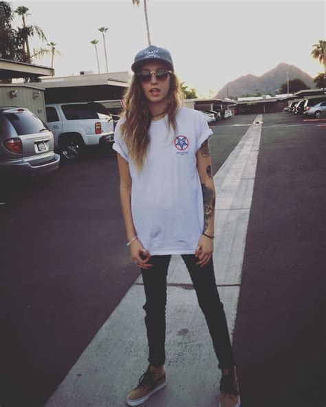 Tomboy Style Look Skater Skater Girl Style Skater Girls Androgynous