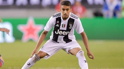 Matheus pereira plays for italian league team pm black white (juventus) in pro evolution soccer 2019. Cria do Corinthians pode deixar a Juventus e ir para o ...