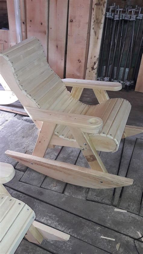 A to z instructions that makes building projects super fast, super easy and super fun. Adirondack chair, reclaimed wood DIY - Make this beautiful ...