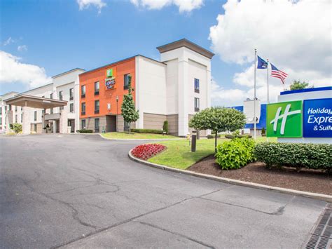 Hotels In Albany Ny Holiday Inn Express And Suites Albany Airport Wolf Road