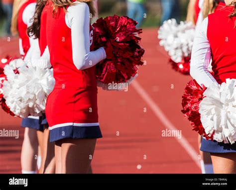 Red Pom Poms Cheerleader Hi Res Stock Photography And Images Alamy