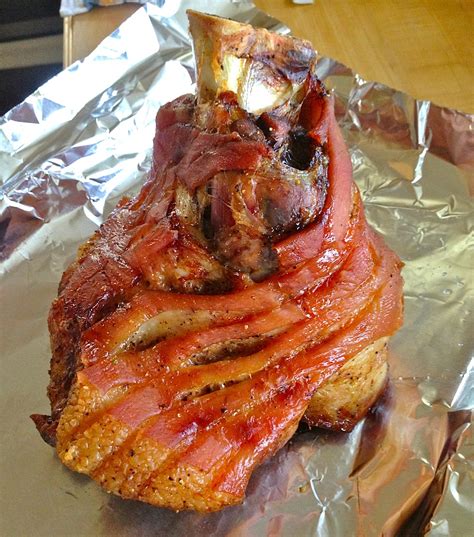 The bone adds a lot of flavor! JULES FOOD...: Slow Roasted Bone-in Pork Butt with CRISPY ...