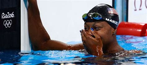Simone Manuel Swimmer Becomes 1st Black Woman To Win Individual