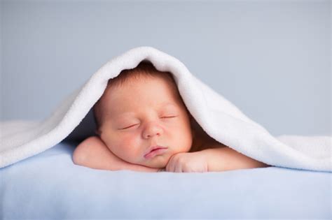 (received pronunciation, general american) enpr: Babies and sleep: Your infant's sleeping habits, part 1