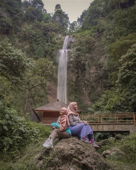 Foto Lokasi Dan Harga Tiket Masuk Curug Cimahi Bandung Jawa Barat