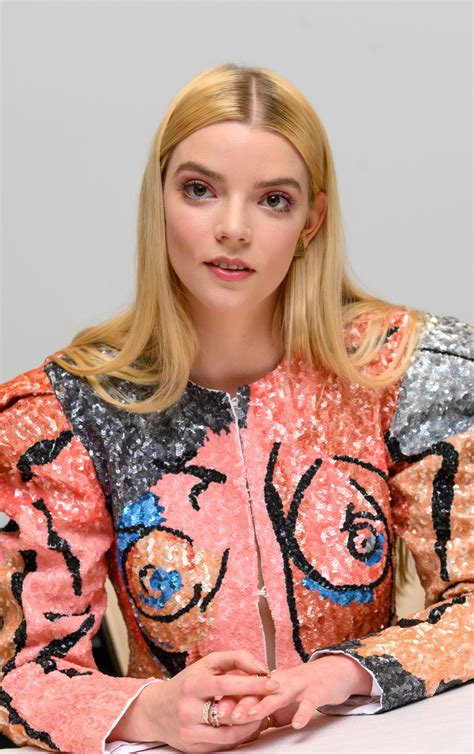 She made her debut in the fantasy series atlantis (2015). Anya Taylor-Joy At 'Emma.' press conference The Four Seasons Hotel, Beverly Hills - Celebzz ...