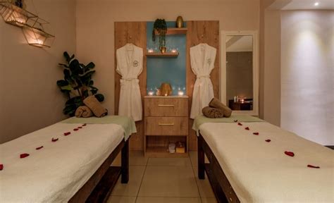 A 2 Hour Couples Spa Package At The Royal Hotel In Durban