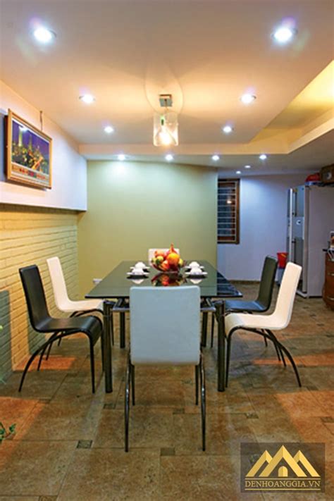 Chuyên mục cung cấp các video tường thuật trực tiếp các trận đấu thuộc các giải đấu mà vff sở hữu bản quyền. Nên chiếu sáng trực tiếp hay chiếu sáng gián tiếp?