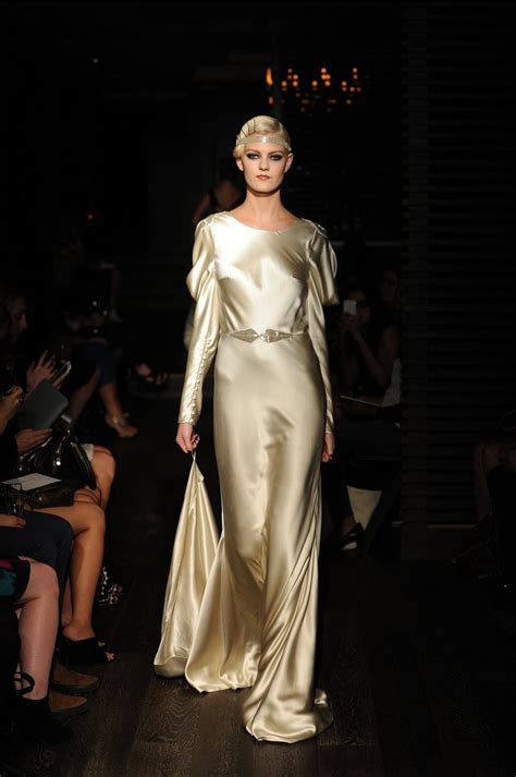 Just pick up your vintage wedding gowns for milanoo, which provide you with different styles, sizes and colors. 20 Art Deco Wedding Dress with Gatsby Glamour : Chic ...