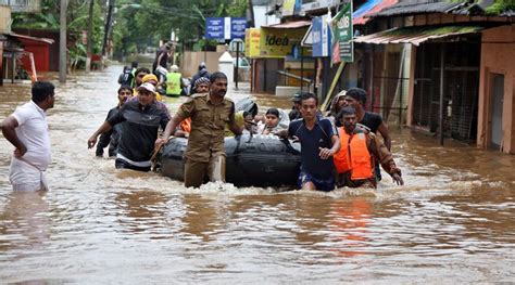 Kerala Floods Highlights Imd Predicts No Rains For Next 5 Days Relief