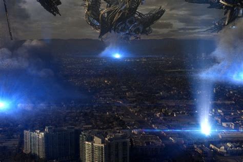 Skyline (2010) - Photographs