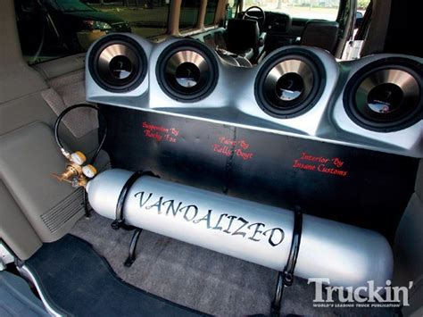 0911tr 02 Z1999 Chevy Express Vandiamond D3 Subwoofers Chevy