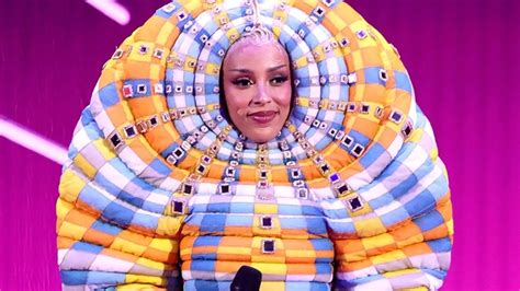 Doja Cat Plays Smash Or Pass With Her Iconic Outfits And Talks De