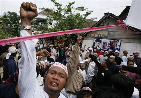 Anger Erupts After Executions In Bali Blasts The New York Times