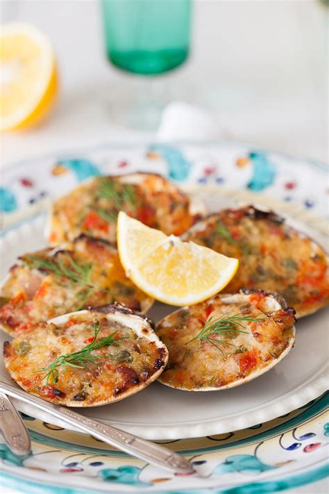Old Fashioned Stuffed Baked Clams Recipe Clam Recipes Seafood