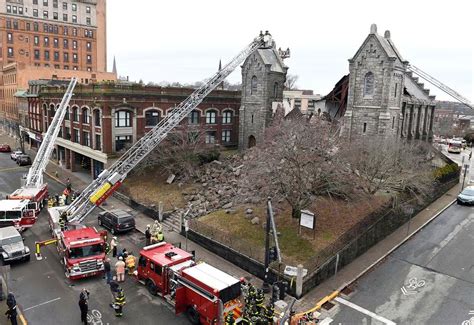 Historic Church Collapses In New London Connecticut 1252024 No Know