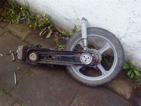 Maybe you would like to learn more about one of these? Piaggio Si goes -> Gilera Dizzy aka New Kids Mofa - Forum ...