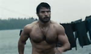 Henry Cavill Shows Off His Buff Body In New Man Of Steel Trailer