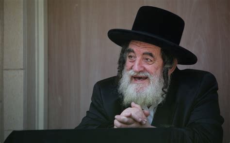 Leading Hasidic Rabbi Denounces Jews Who Snitch Over Violations Of