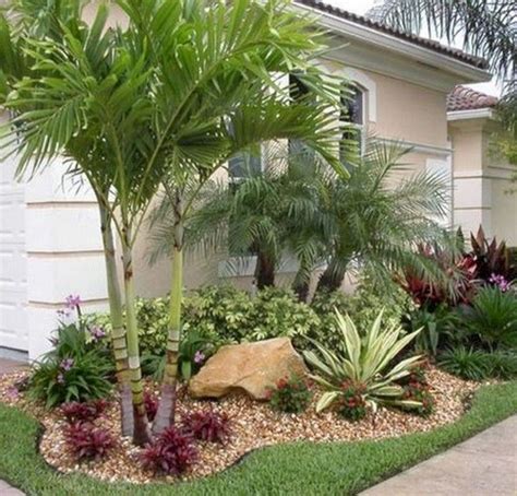 40 Handsome Tropical Front Yard Landscape Ideas For Your Home