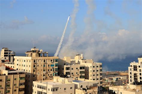 Rocket Barrage From Gaza Strikes Israel Several Wounded