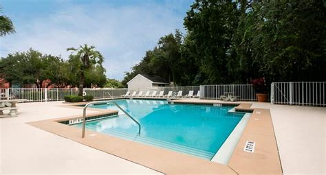 Castle Woods 66 Reviews Casselberry Fl Apartments For Rent Apartmentratings©