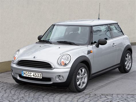 Mini Cooper Onepicture 12 Reviews News Specs Buy Car