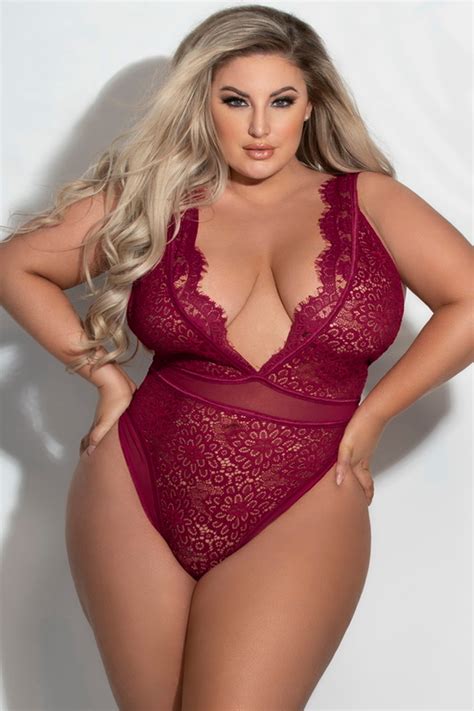 Plus Size Mystery Of Love Wine Lace Teddy Spicy Lingerie