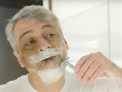 How To Shave Your Face Quickly And Not Hurt Yourself Sharpologist