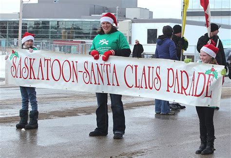 The Santa Claus Parade In Saskatoon Glow Saskatoon Christmas