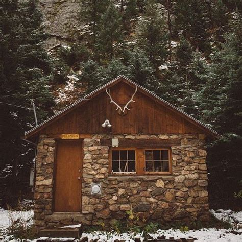 All I Need Is A Rustic Little Cabin In The Woods 35 Photos Suburban
