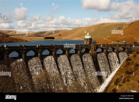 Craig Goch Reservoir And Dam Elan Valley Mid Wales Stock Photo Alamy
