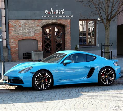 The 2020 porsche 718 cayman might play second fiddle to the 911 in terms of ultimate performance and prestige, but it otherwise fully embraces porsche's sports car ethos. Porsche 718 Cayman S - 25 May 2017 - Autogespot