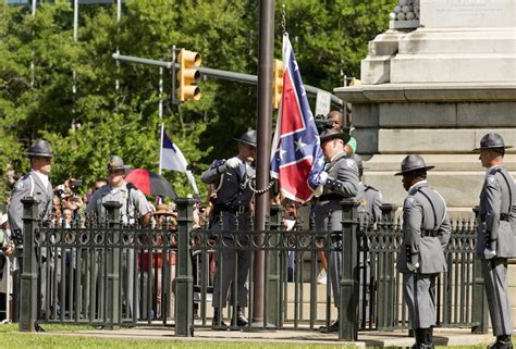South Carolina Takes Down Confederate Flag
