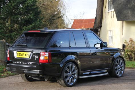 Range of land rover automobiles to help you find a new car according to the size of each vehicle. Range Rover Sport HSE 2007 Java Black | Range rover sport ...