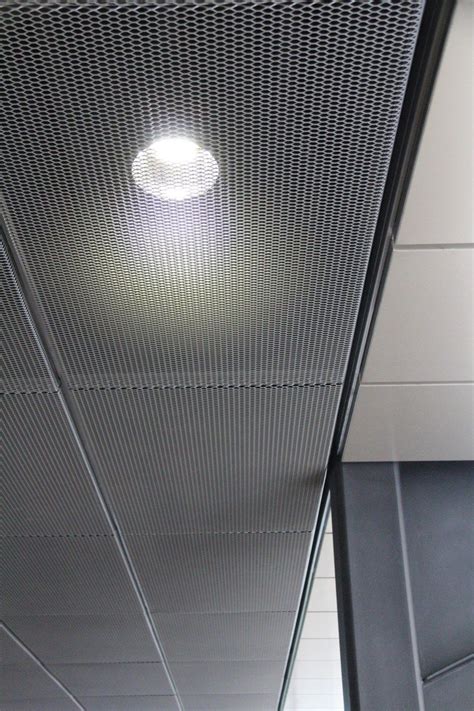 Perforated metal ceiling, glass partition manufacturer, metal ceiling suppliers, metal aluminum open cell ceiling and metal ceiling manufacturer in china. Expanded metal PERFO LINEA Czech Republic | Expanded metal ...