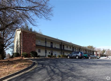 Station On Pineview Apartments In Kernersville Nc