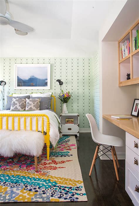 This room is a perfect way to entertain the kids and is designed with a playful and stylish sense. 8 tween girls bedroom ideas